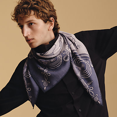 カレH 100 《シュヴァル・オ・カレ》 | Hermès - エルメス-公式 カレH 100 《シュヴァル・オ・カレ》 | Hermès - エルメス-公式